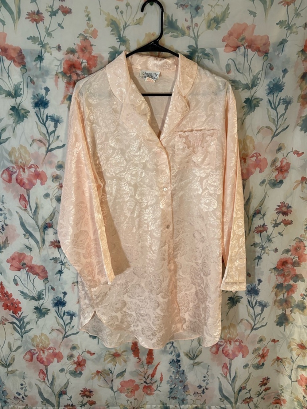 Vintage Chantilly Peach Floral Jacquard Button-Up Top